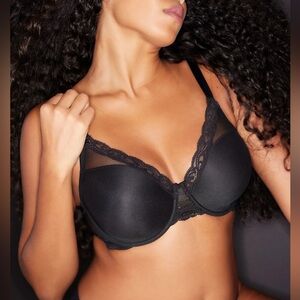 EUC NATORI Feathers Lace Plunge T-Shirt Bra - Basics 30D